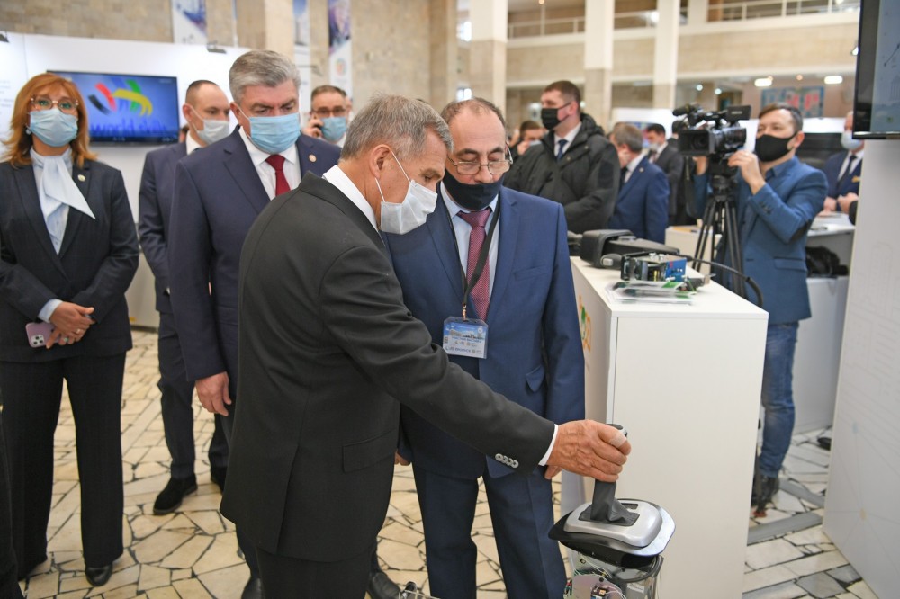 Резиденты КИП «Мастер» представили свои проекты Президенту Республики Татарстан