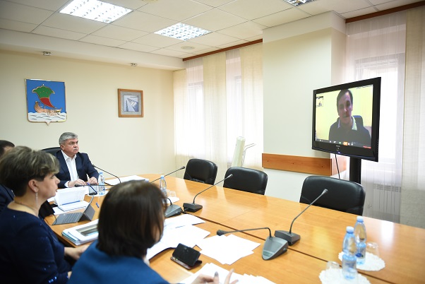 Наиль Магдеев провел онлайн-совещание с челнинскими предпринимателями