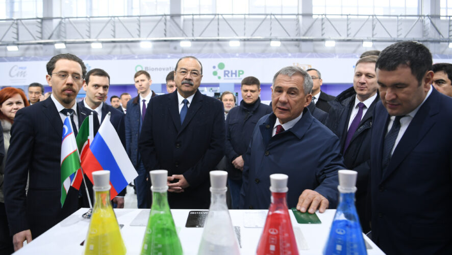 «Ребята, присаживайтесь»: Татарстан запустит новые промышленные парки в странах СНГ