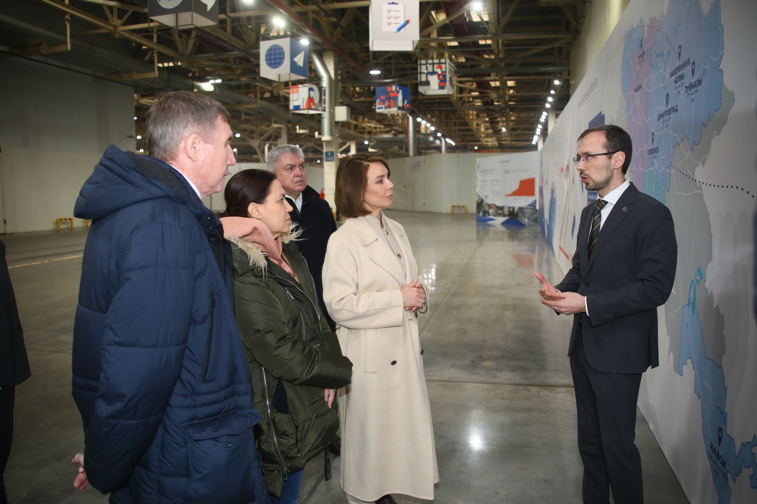 Правительственная делегация РФ посетила «КАМАЗ»